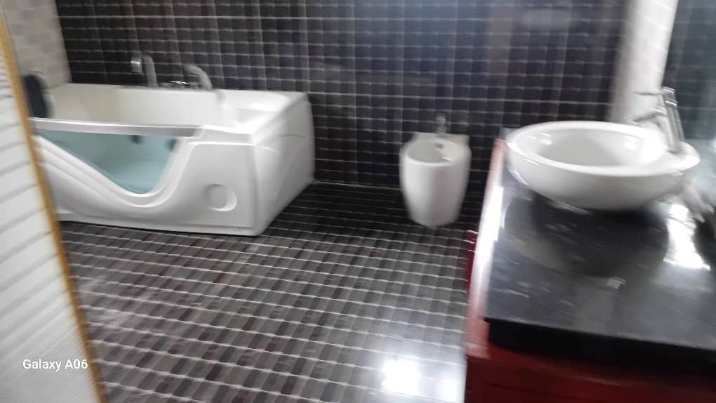 MMEUBLE R+1 à LOUER (3)