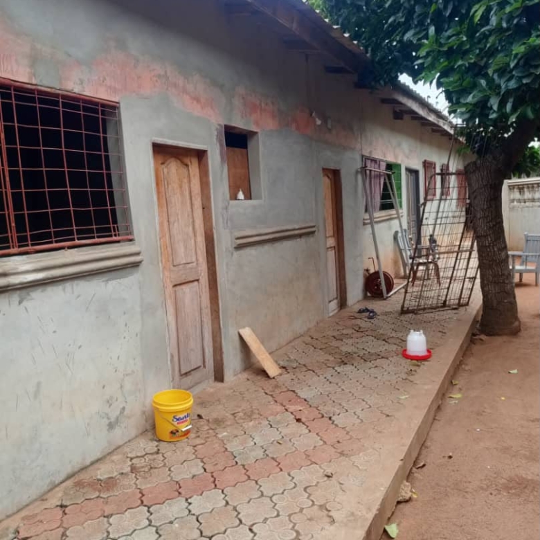 Parcelle batie a vendre a Ouidah
