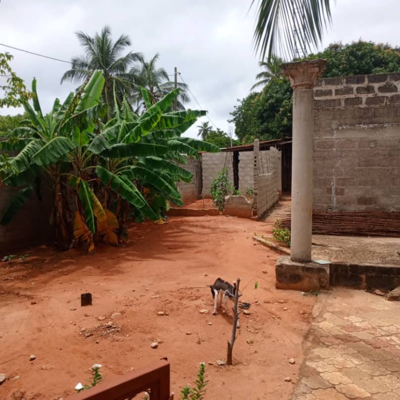 Parcelle batie a vendre a Ouidah