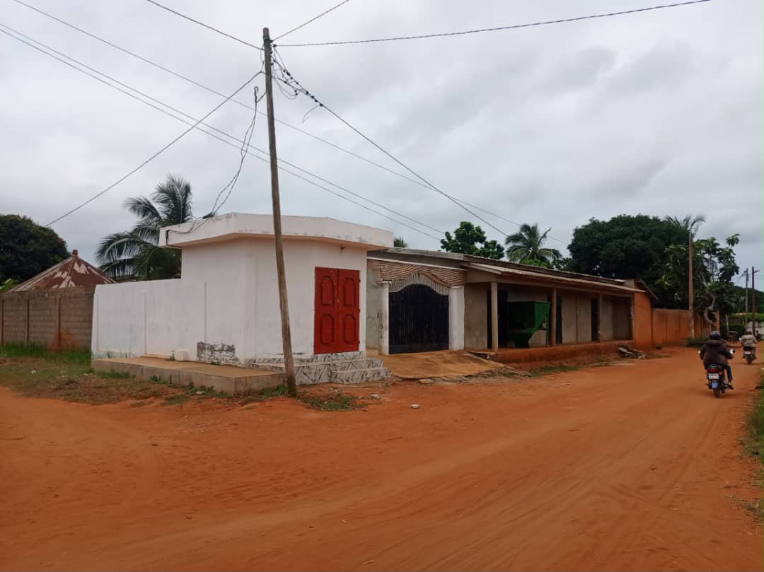 Parcelle batie a vendre a Ouidah