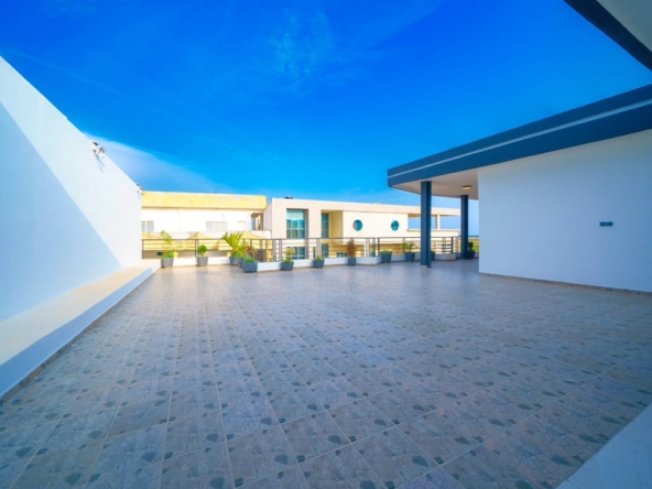 VILLA MEUBLÉE À LOUER À COTONOU FIDJROSSÈ PLAGE (25)