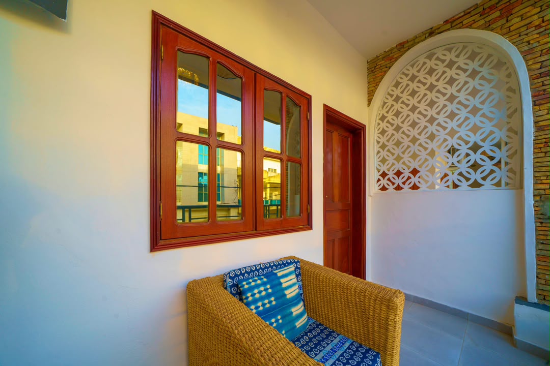 VILLA MEUBLÉE À LOUER À COTONOU FIDJROSSÈ PLAGE (30)
