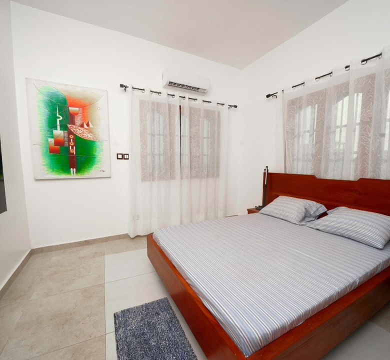VILLA MEUBLÉE À LOUER À COTONOU FIDJROSSÈ PLAGE (32)