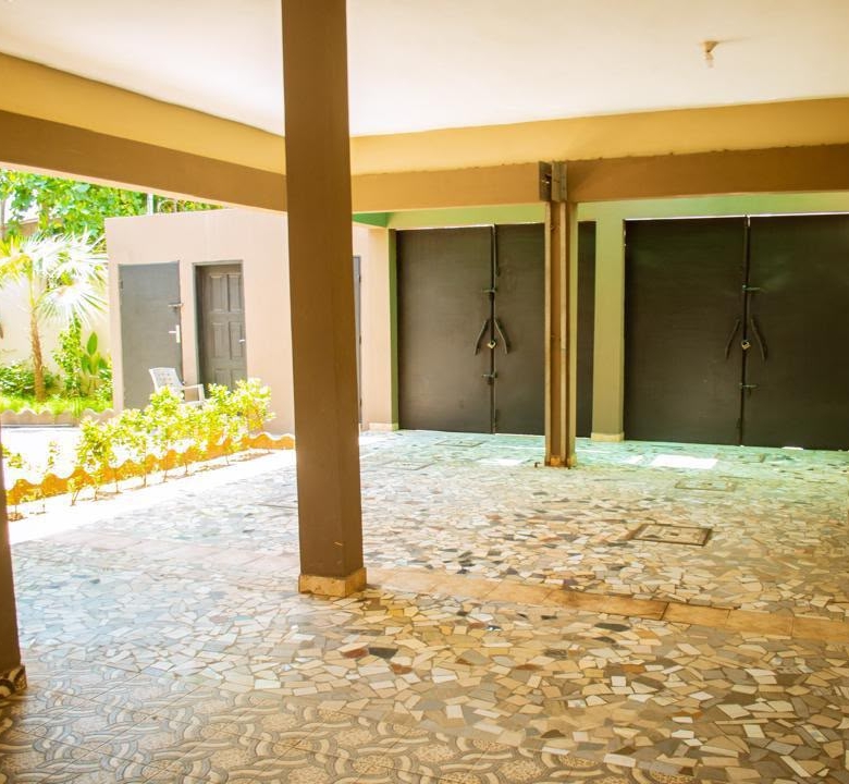 Villa meublé à louer à Cotonou Fidjrossè