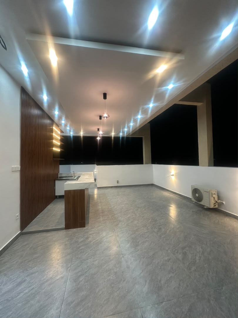 villa meublée à louer à Cotonou Fidjrossè (81)