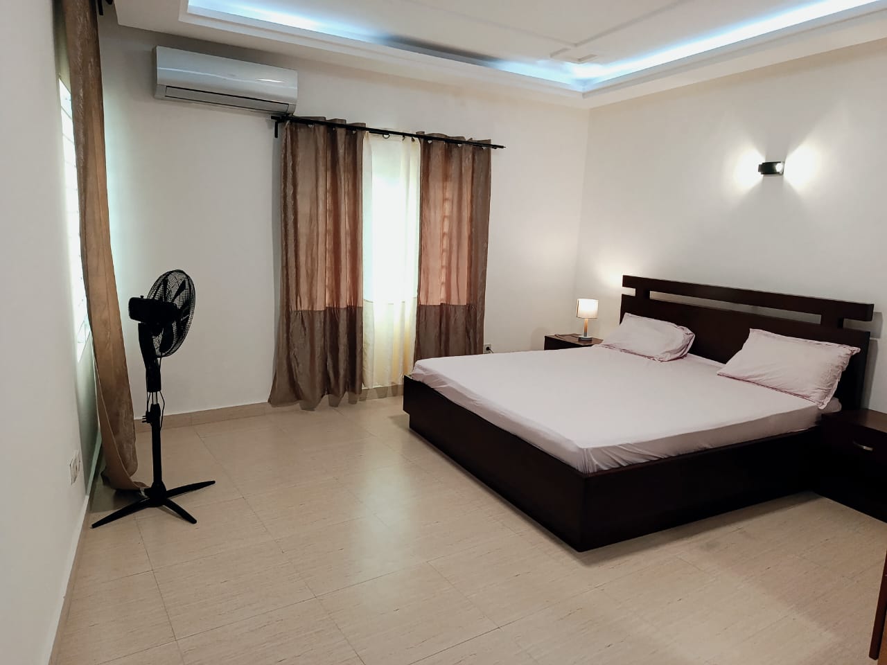 Appartement meublé à louer à Fidjrossè (17)