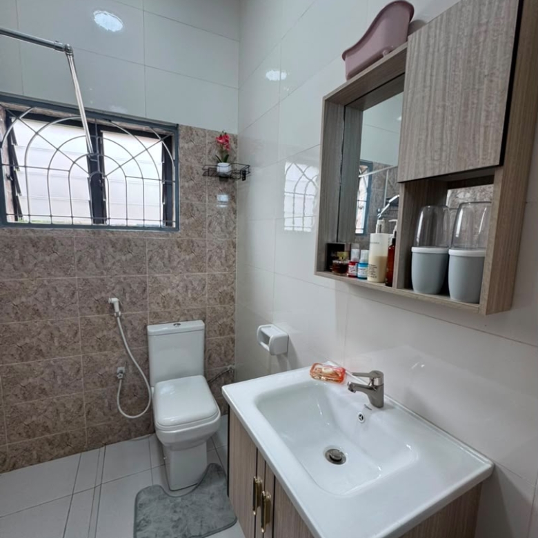 Appartements meublé à louer à Fidjrossè Togbin (2)