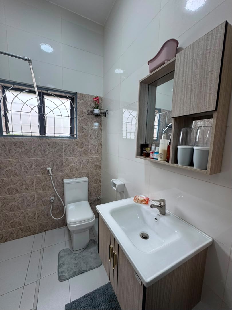Appartements meublé à louer à Fidjrossè Togbin (2)