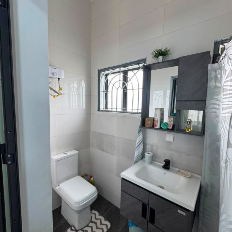 Appartements meublé à louer à Fidjrossè Togbin (7)